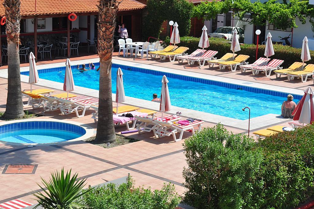 Sandy'S Studios Apartments & Log-Villas Kos Town Exterior photo